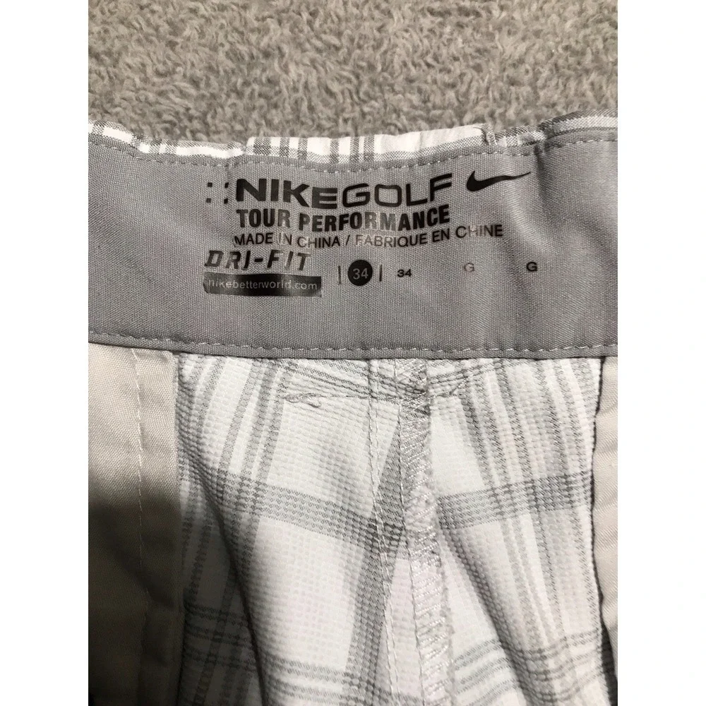 NIKE GOLF Tour Performance Men's Sz 34 Plaid White Gray Dri-Fit Shorts‎